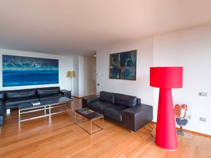 Casa con 6 locali in affitto in Via Patrioti, Refrontolo