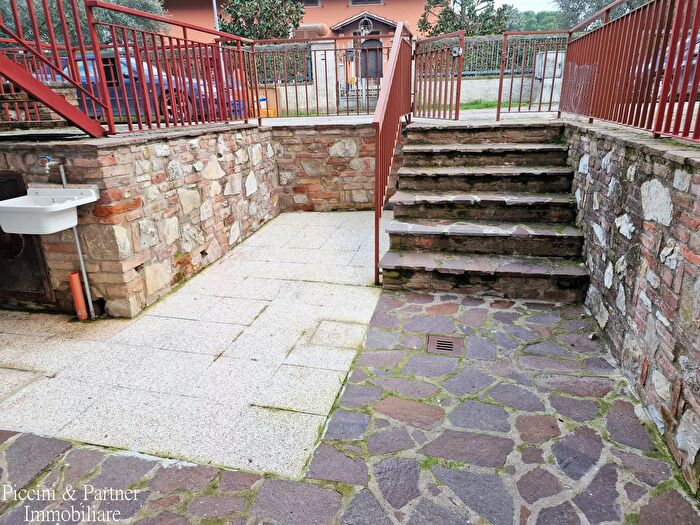 Casa con 5 locali in vendita in Via Anghiari, Castiglione Del Lago