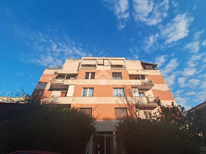 Appartamento bilocale in affitto in Via Giannutri, Città Giardino, Roma