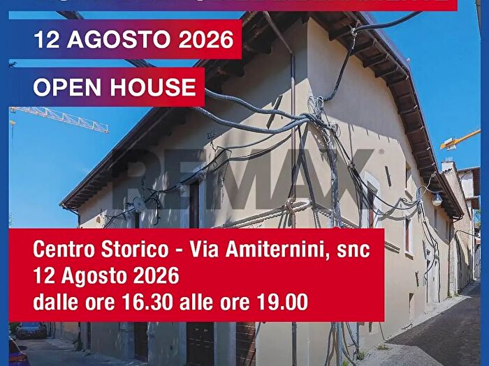 Casa con 7 locali in vendita in Via Amiternini, L'Aquila