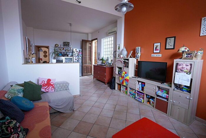 Casa quadrilocale in vendita in Santa Venerina