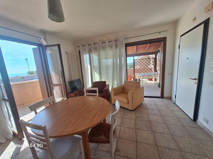 Appartamento trilocale in affitto in Via Martiri delle Foibe, Civitanova Sud, Civitanova Marche