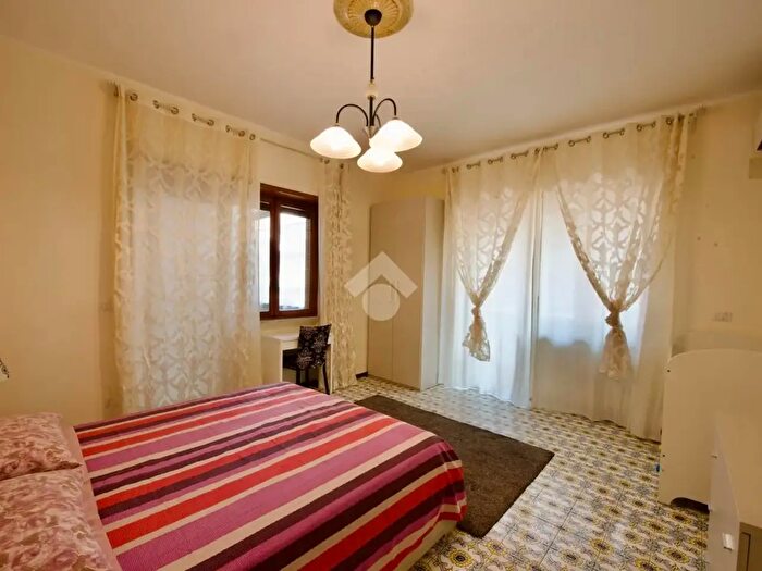 Appartamento quadrilocale in vendita in Via delle Baleari, Roma