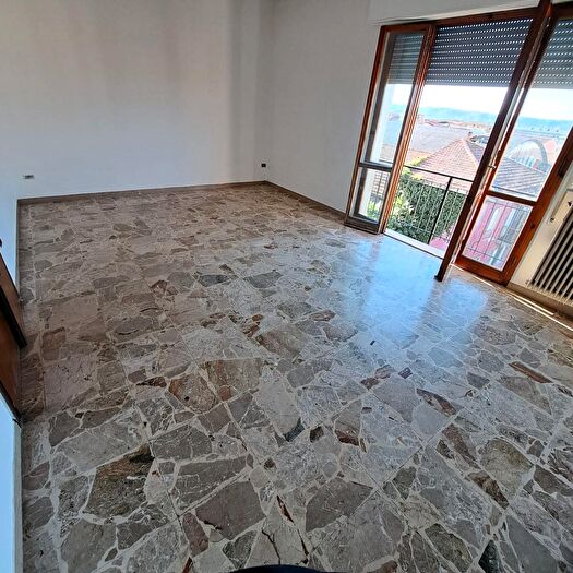 Appartamento quadrilocale in vendita in Santa Croce SullArno