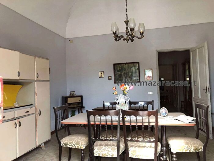 Casa trilocale in vendita in Mazara Del Vallo