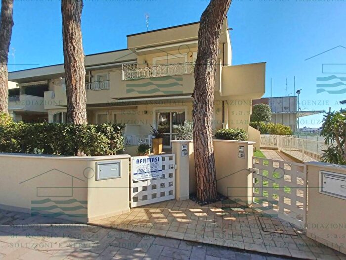 Appartamento bilocale in affitto in Viale Giugno, Milano Marittima, Cervia