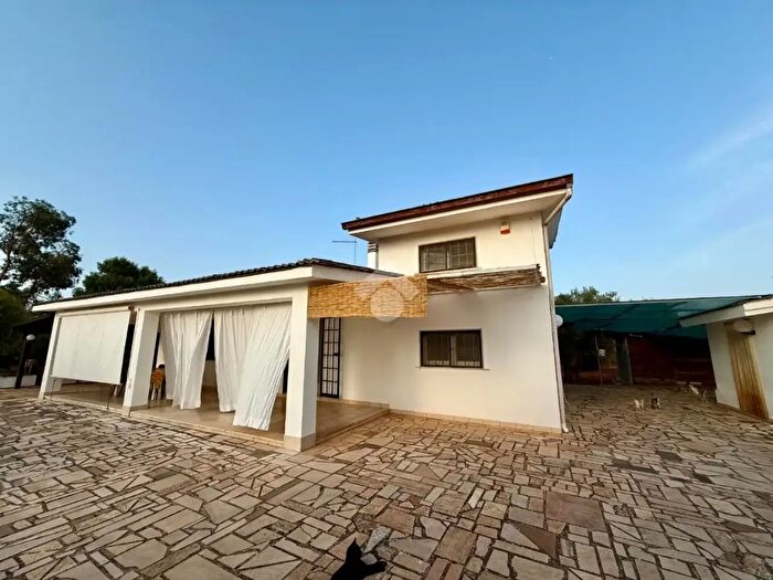Casa quadrilocale in vendita in Contrada Cotogni, San Michele Salentino