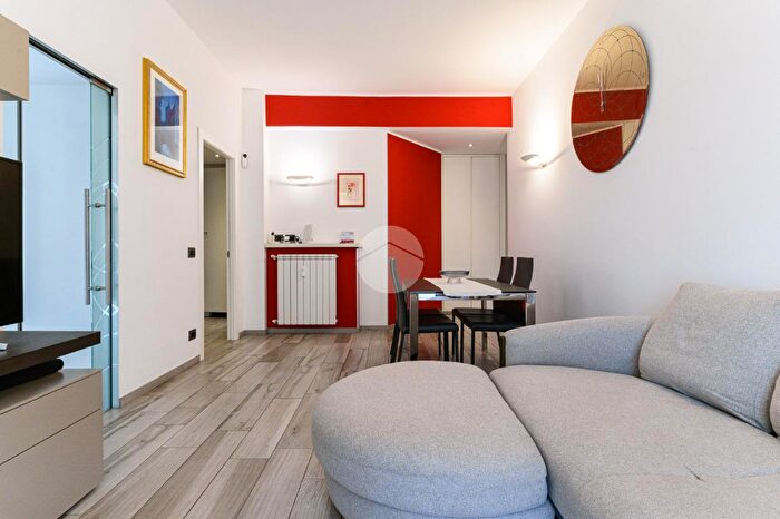 Appartamento trilocale in vendita in Largo Mario Massai, Roma