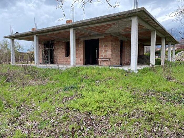 Casa trilocale in vendita in Via Rocchi, San Martino Valle Caudina