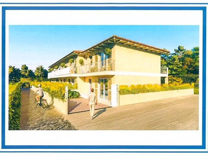 Casa trilocale in vendita in Massa