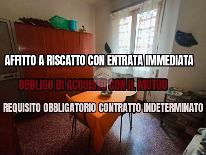 Appartamento trilocale in affitto in Via Pietro Borsieri, Certosa, Genova