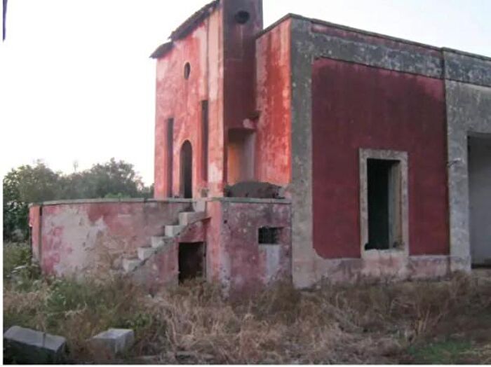 Casa con 5 locali in vendita in Via Faraschita, Squinzano