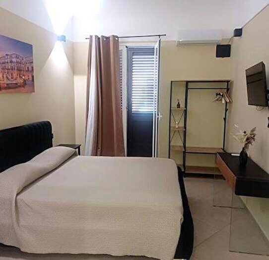 Appartamento monolocale in affitto in Via Colonna Rotta, Zisa, Palermo