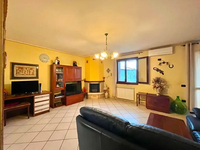 Casa quadrilocale in vendita in Canaro