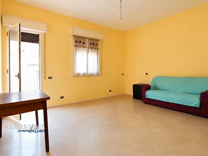 Appartamento trilocale in vendita in Via Reitano N, Catania