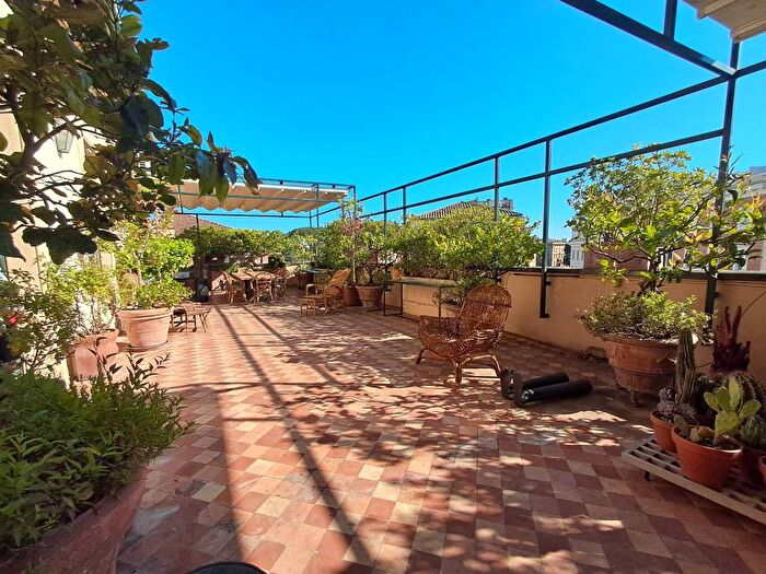 Casa con 6 locali in affitto in Via Saverio Mercadante, Parioli, Roma
