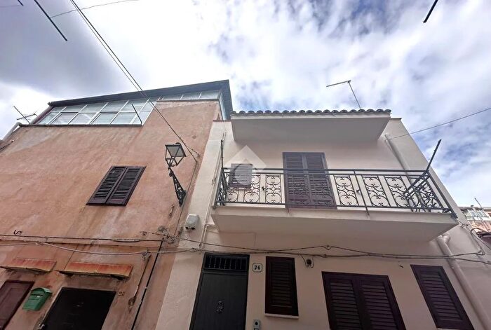 Appartamento bilocale in affitto in Via Fontana Rotonda, Monreale