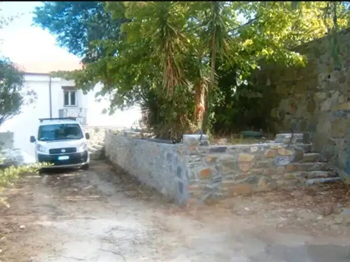 Casa quadrilocale in vendita in Strada Tuvu, Ceriana