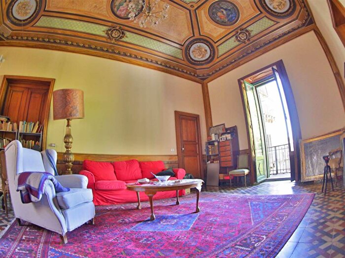 Casa quadrilocale in affitto in Corso Savoia, Centro Storico, Acireale