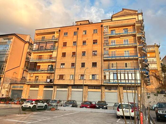 Appartamento trilocale in vendita in Via Giuseppe Mazzini, Potenza