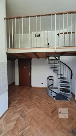 Appartamento bilocale in vendita in Via Maggio, Milano