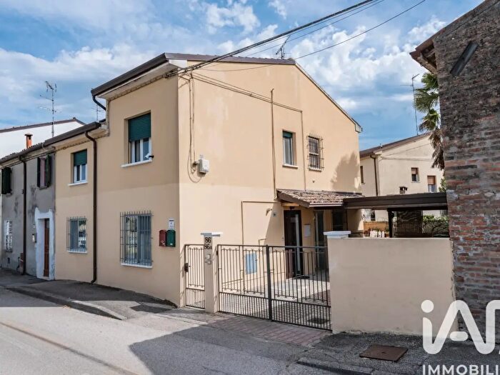 Casa trilocale in vendita in Via Carlo Cattaneo, Portomaggiore
