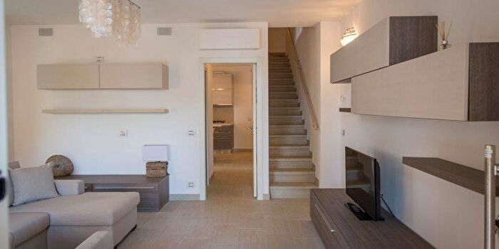 Appartamento con 6 locali in affitto in Viale Giuseppe Verdi, Milano Marittima, Cervia