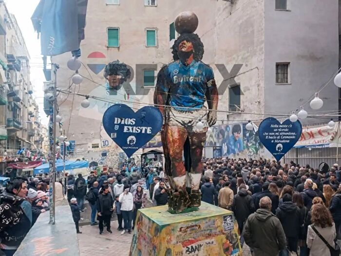 Appartamento quadrilocale in vendita in Vico Concordia, Napoli