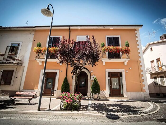 Appartamento con 16 locali in vendita in Via XX Settembre, Castel Di Sangro