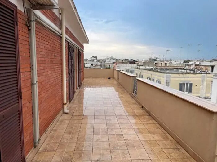 Appartamento trilocale in vendita in Via Nigrò, Trani