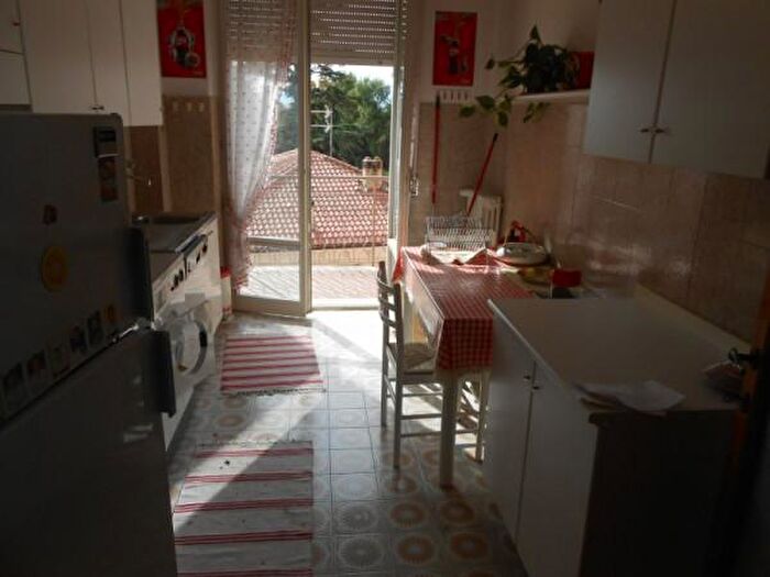 Appartamento trilocale in vendita in Via Maria Montessori, Jesi