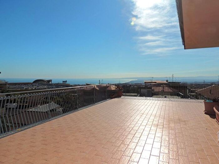 Appartamento quadrilocale in affitto in Via Antonio Gramsci, Centro, Gravina di Catania