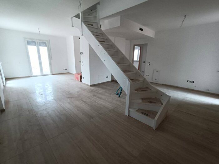 Appartamento quadrilocale in affitto in Via Camillo Marcolini, Baia Flaminia, Pesaro