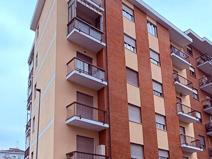 Appartamento trilocale in vendita in Via Volturno, Rivoli