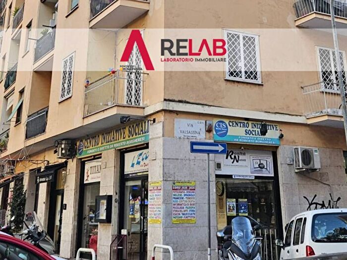 Appartamento quadrilocale in affitto in Via Val Trompia, Città Giardino, Roma