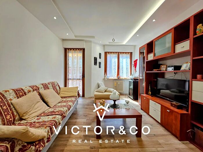 Appartamento trilocale in vendita in Via SantAmbrogio Snc, Romentino