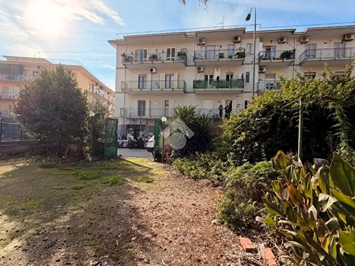 Casa con 8 locali in vendita in Via Tironi di Moccia, Ercolano