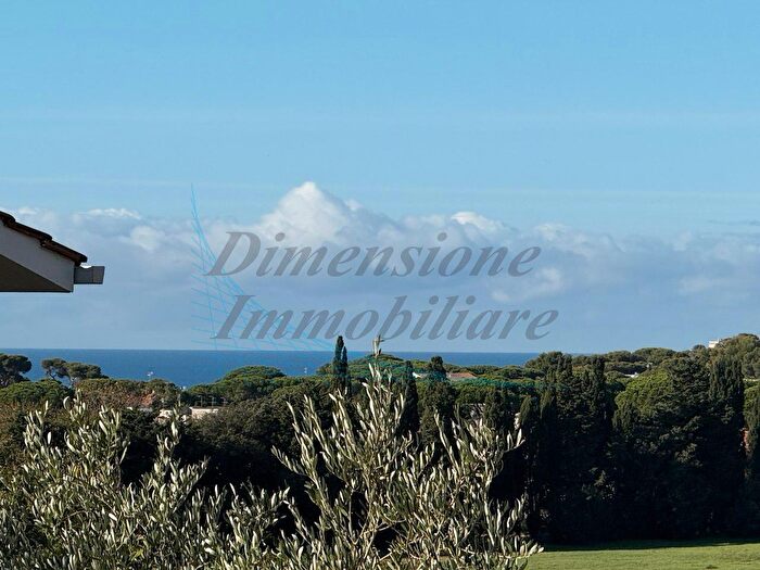 Casa trilocale in vendita in Via Lungomonte, Rosignano Marittimo