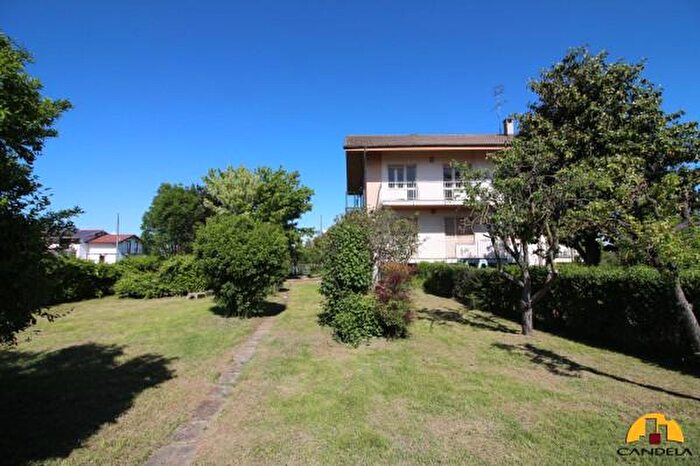 Case in Vendita e in Affitto - 3