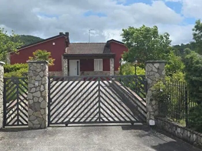 Casa con 6 locali in vendita in Contrada Scannacapre, SantAngelo Dei Lombardi