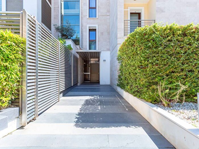 Appartamento quadrilocale in affitto in Via dei Falconi, Bonaria, Cagliari