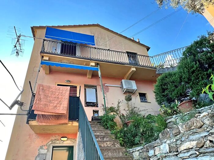 Appartamento in affitto in Crosa Acque Ricche, Sori
