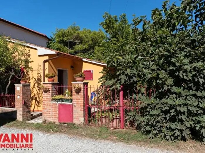 Appartamento bilocale in vendita in Strada Provinciale del Paratino, Cecina