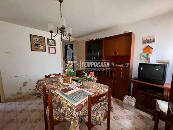 Appartamento trilocale in vendita in Via Rodolfo Rossi Grignano Polesine, Rovigo