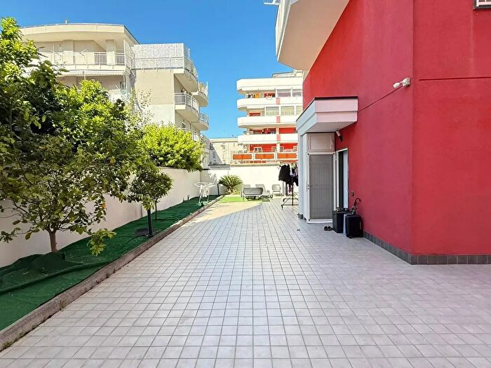 Appartamento quadrilocale in vendita in Via Alessandro Volta, Volla