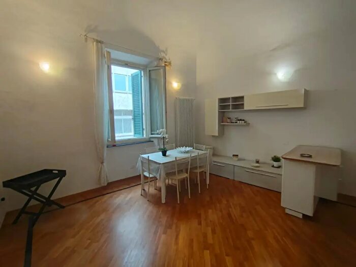 Appartamento trilocale in affitto in Pisa