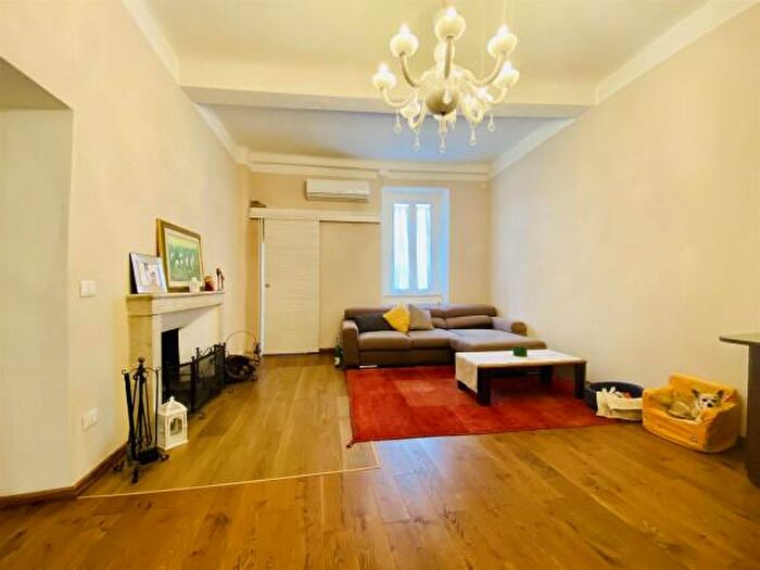 Appartamento quadrilocale in vendita in Via Santa Giustina, Lucca