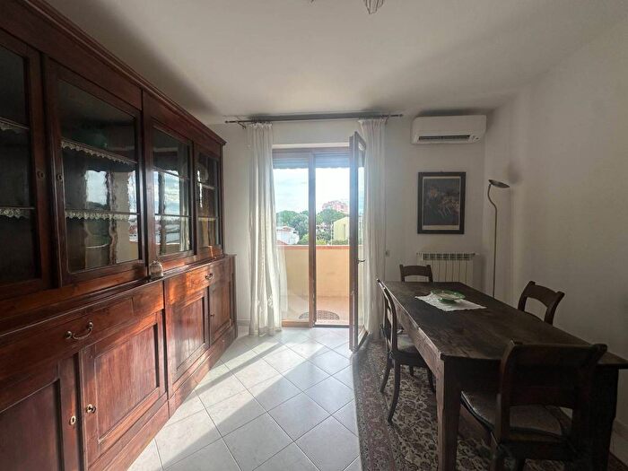 Appartamento con 5 locali in affitto in Via Lettonia, Cittadella Ospedale, Grosseto