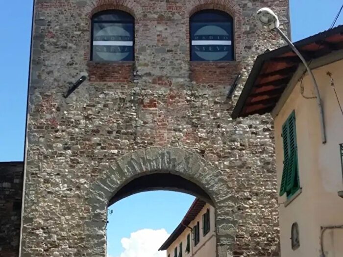 Appartamento quadrilocale in vendita in Via Tanzini, Pontassieve