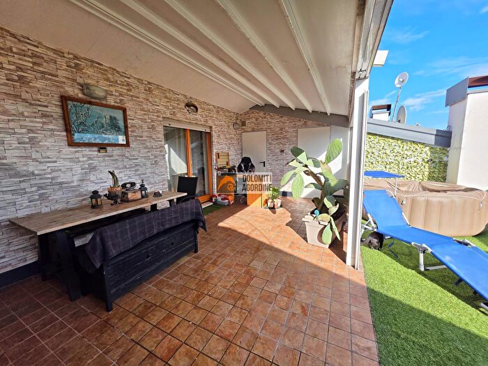 Appartamento trilocale in vendita in Via Feltre, Santa Giustina